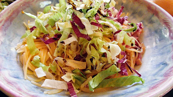 ベーコンレタスのパスタ